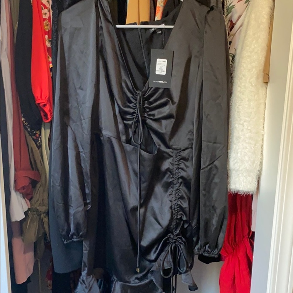 Fashion nova brand new statin dress